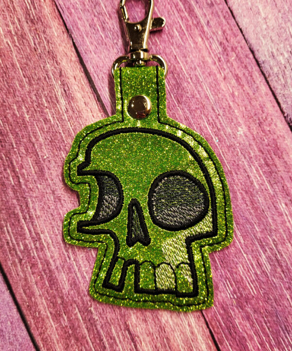Fragmented Skull Green Glitter Keyring | Bag Tag