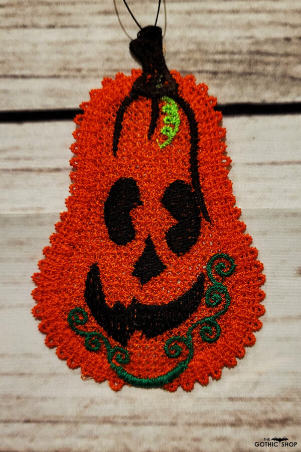 Pumpkin lace Halloween hanging decoration