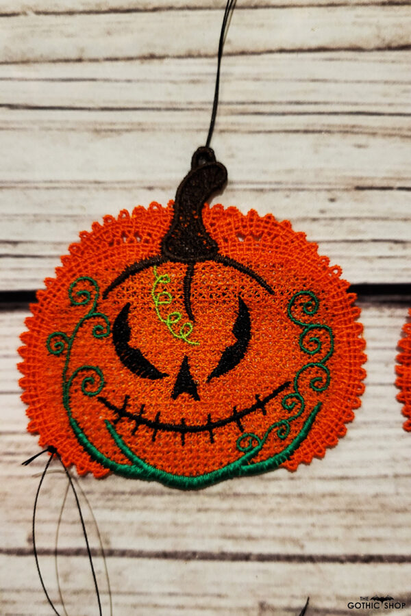 Pumpkin lace Halloween hanging decoration