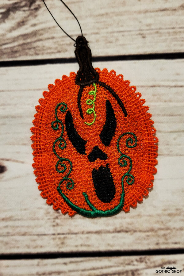 Pumpkin lace Halloween hanging decoration