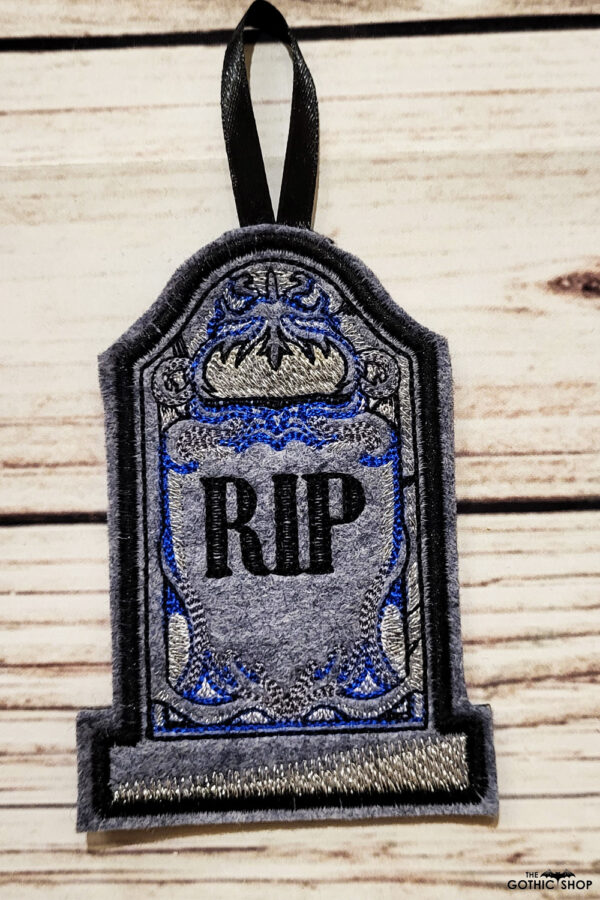 12056-Gothic-Halloween-hanging-decoration-038