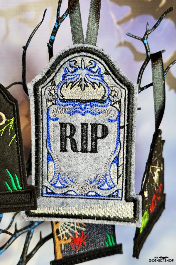 12056-Gothic-Halloween-hanging-decoration-118