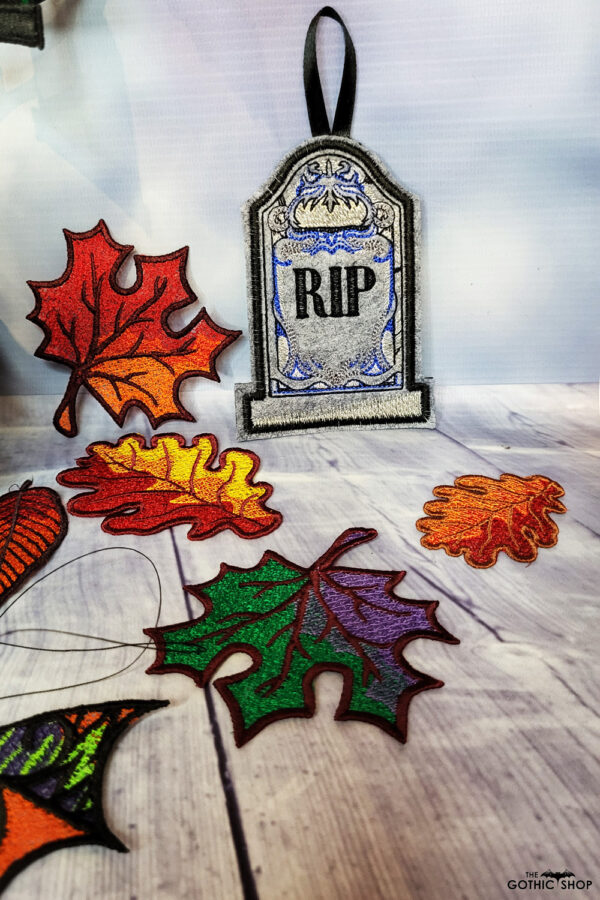 12056-Gothic-Halloween-hanging-decoration-130