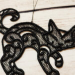 12062-Gothic-lace-cat-motif-072