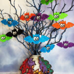 Googly eye lace bat decorations