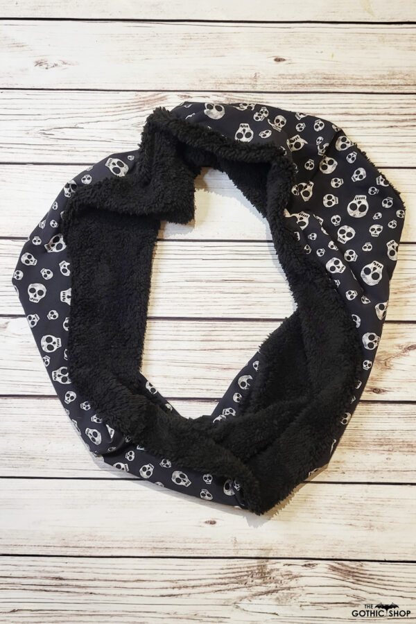 Skull print gothic infinity scarf