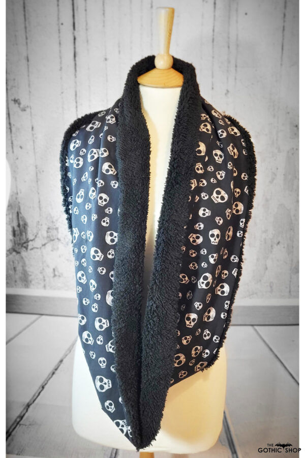 12157-gothic-scarf-041a