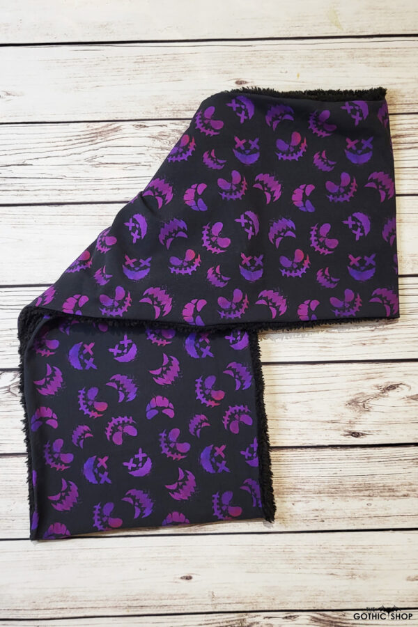 12160-gothic-scarf-013a