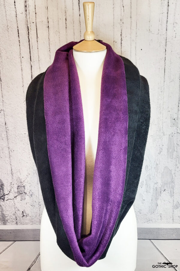 12175-Gothic-scarf-303