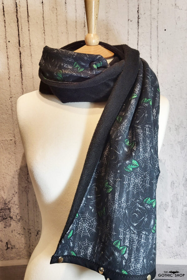 12200-Gothic-scarf-145