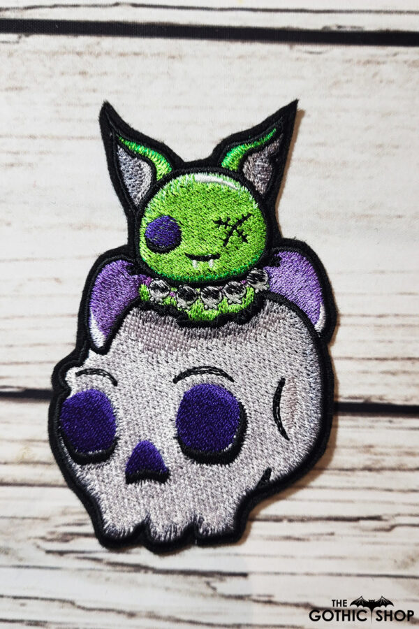 12481-bat-skull-Gothic-patch-072