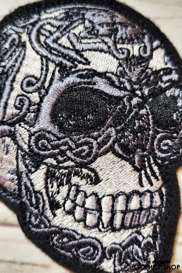 12484-skull-Gothic-patch-081