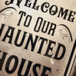 12759-Haunted-House-Gothic-metal-sign-014