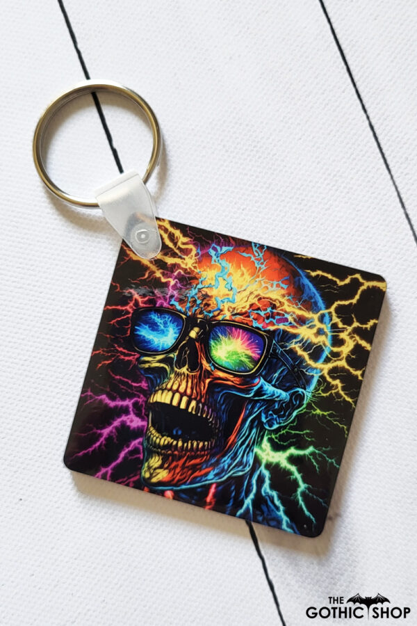 12877-Skull-Gothic-Keyring-1