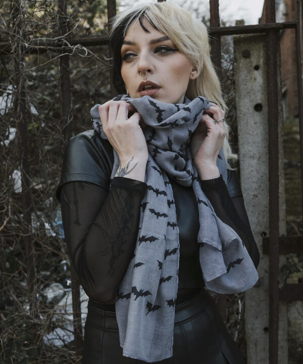 gothic bats grey/black scarf
