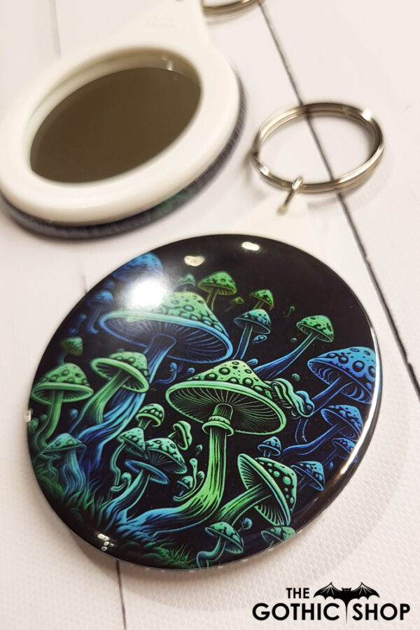 13189-trippy-mushroom-gothic-mirror-keyring-3