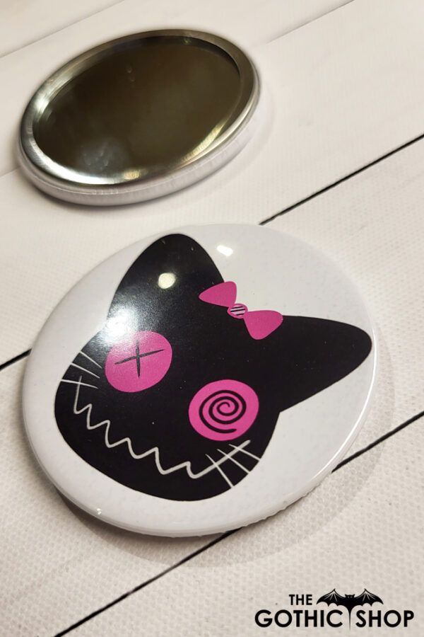 13211-zombie-cat-gothic-mirror-2