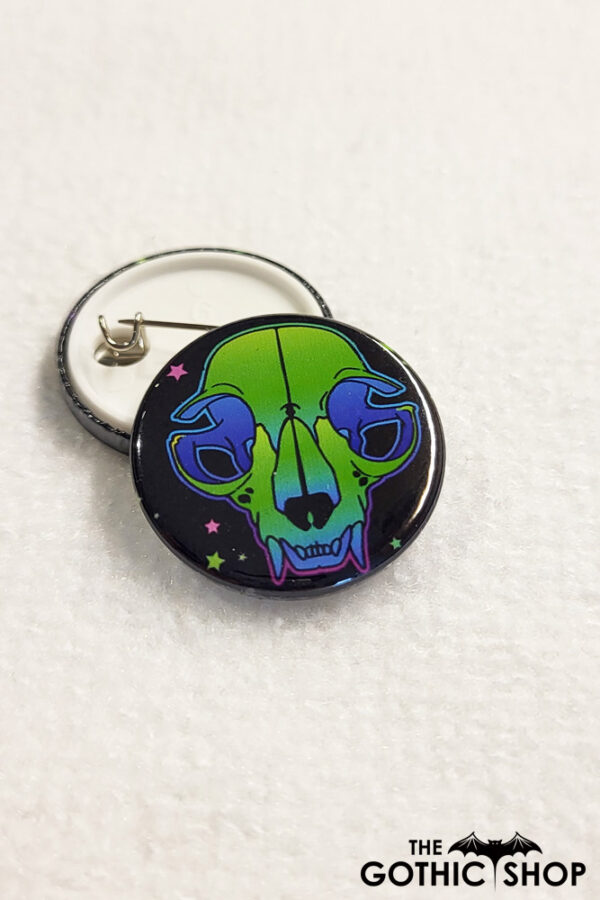 Green Cat Skull Blue Eyes Gothic Pin Badge