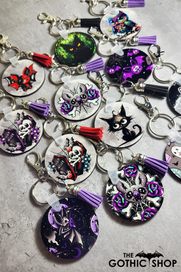 13572-13583-gothic-keyring-4