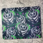 Batsnuggles Green Barbed Bat Hearts Gothic Print Mouse Mat