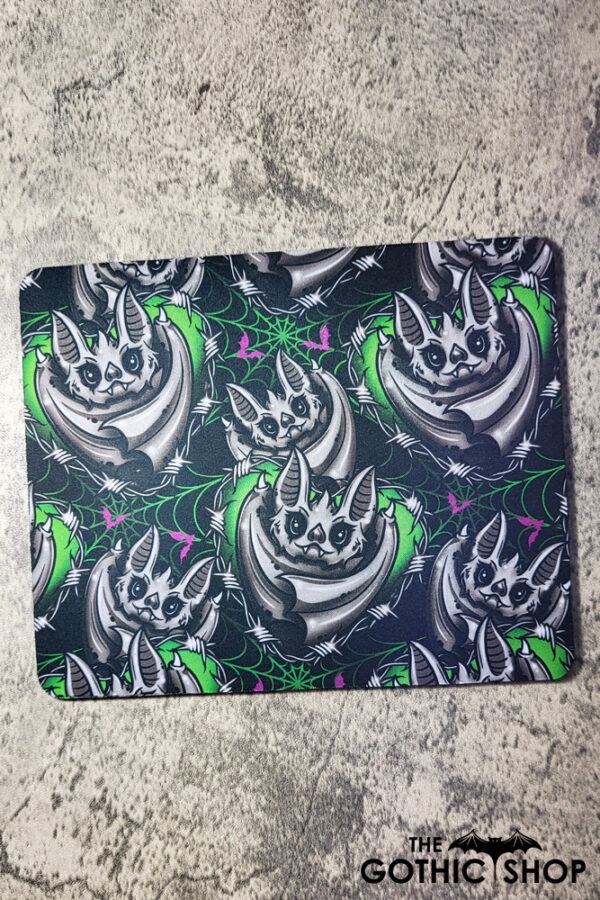 Batsnuggles Green Barbed Bat Hearts Gothic Print Mouse Mat