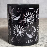 13732-black-skull-sun-gothic-mug-4