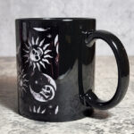13732-black-skull-sun-gothic-mug-6