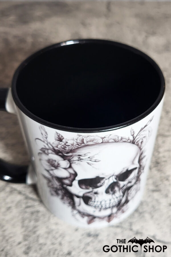 13858-skull-gothic-mug-3