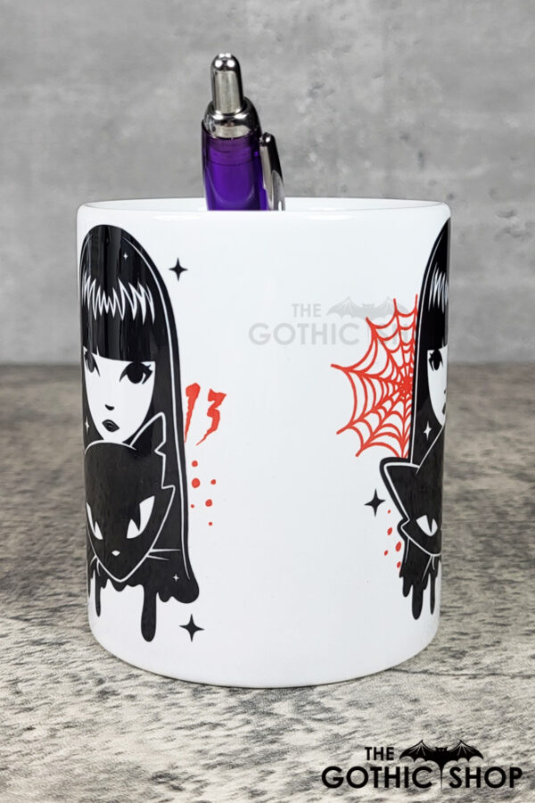 13962-Goth-girl-pen-pot-3