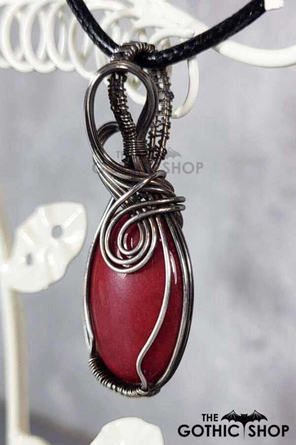 14017-Red-Gothic-pendant-necklace-002