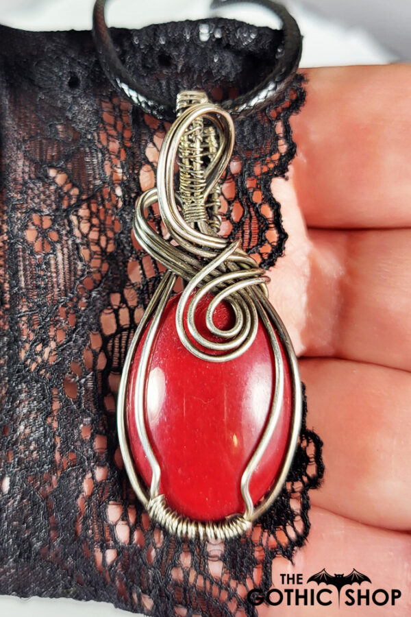 14017-Red-Gothic-pendant-necklace-008
