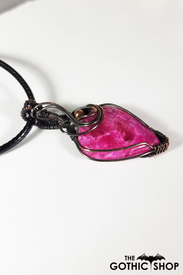 14026-Gothic-pendant-necklace-012