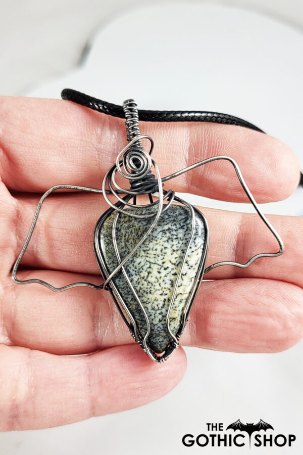 14034-bat-gothic-necklace-12