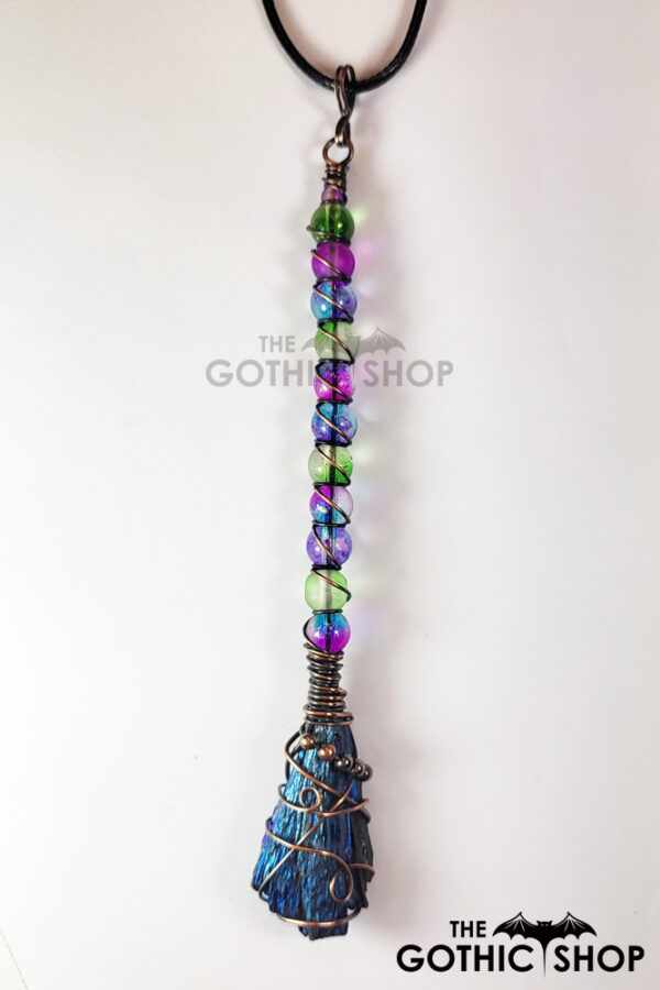 14053-broomstick-pendant-03