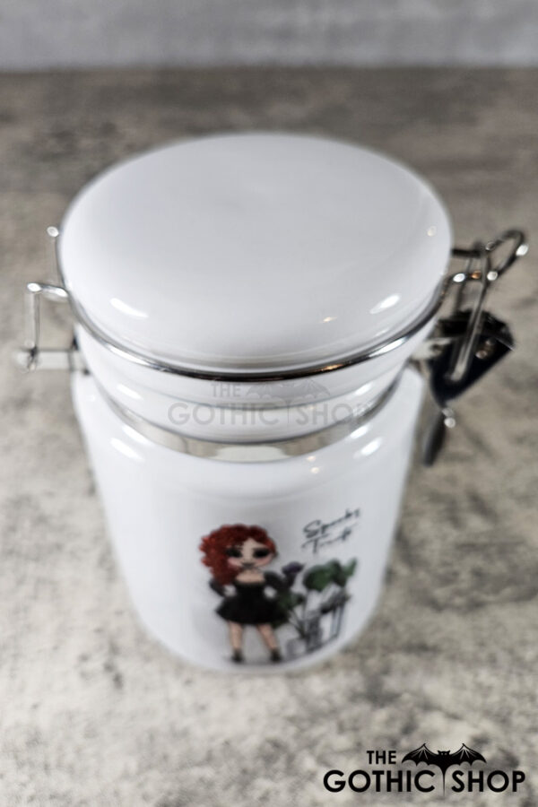 14130-spooky-girl-cookie-holder-8