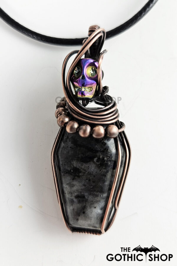 14177-skull-larvikite-coffin-pendant-07