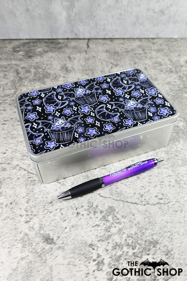 14398-bat-berry-cupcake-gothic-tin-06