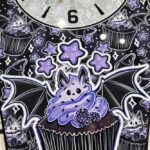 14474-berry-bats-gothic-clock-3