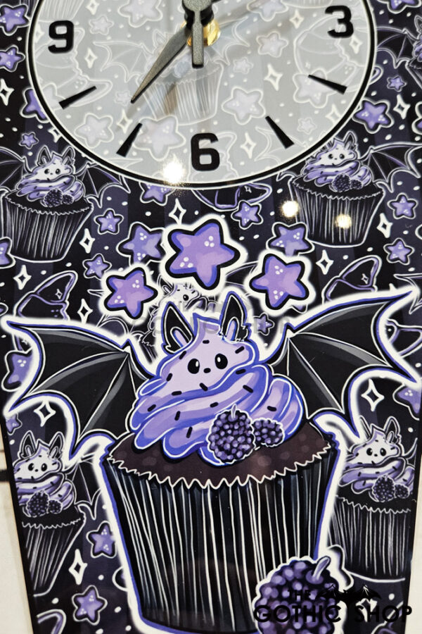 14474-berry-bats-gothic-clock-3