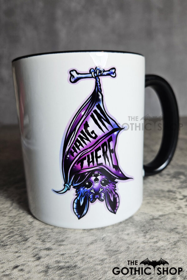 14541-hang-bat-mug-08