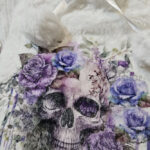 14661-skull-hot-water-bottles-3