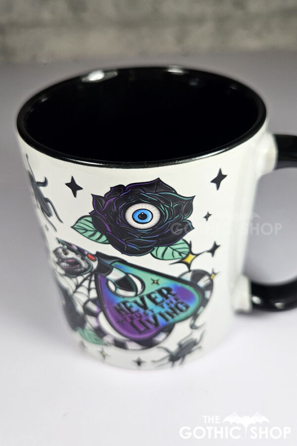 14842-never-trust-living-mug-06