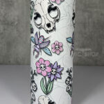 natural oddities skull flowers & mushrooms 20oz straight tumbler