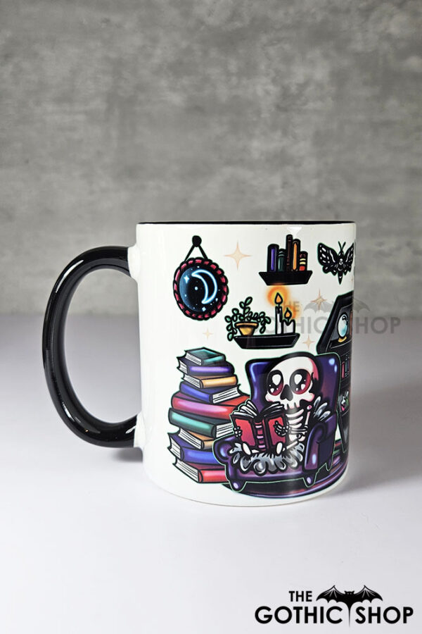 dead reader skeleton bookshelves gothic mug gift