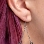 conspiracy raven earrings by alchemy gothic