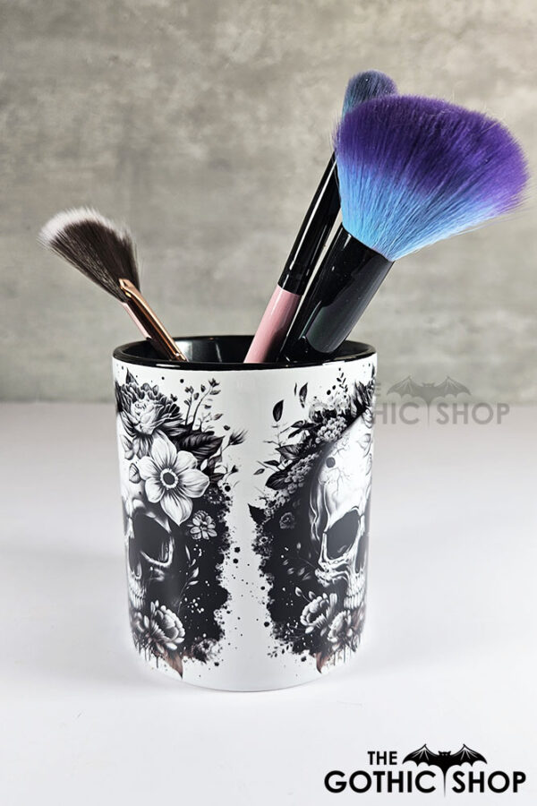 flower skull black & white pen or makeup brush pot
