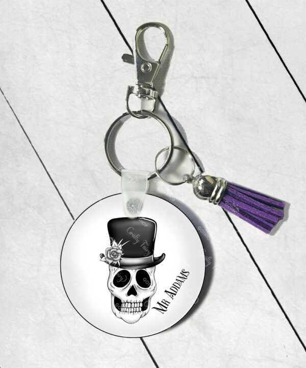 personalised skull bridegroom wedding gift round gothic keyring