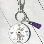 15476 personalised skelly bunny goth keyring 1