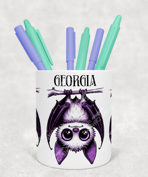 15562 personalised purple bat halloween pen pot 1