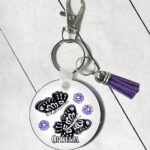 15784 personalised moths skull flowers gothic keyring 1